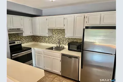 1 Valley Road #101, Stamford, CT 06902 - Photo 4