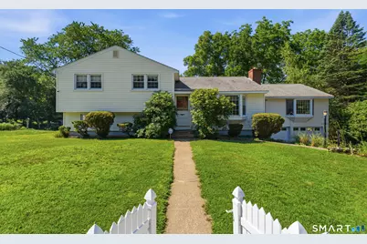 44 Occum Lane, Montville, CT 06382 - Photo 2