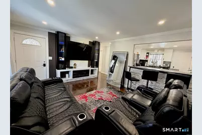 22 Irving Place #1st Floor, Danbury, CT 06810 - Photo 2