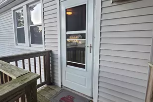 72 Godfrey St, Groton, CT 06340 - Photo 2