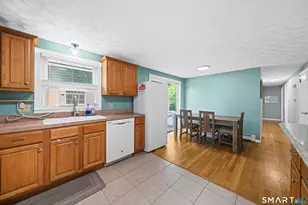 24 Kennedy Dr, Enfield, CT 06082 - Photo 10