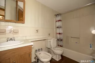 186-188 Preston St, Hartford, CT 06114 - Photo 2