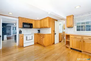 564 Main St, Portland, CT 06480 - Photo 14