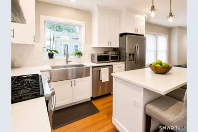 25 Naubuc Avenue #5, Glastonbury, CT 06033 - Photo 8