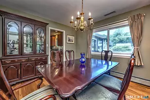31 Paugussett Rd, Newtown, CT 06482 - Photo 12
