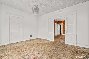 148 Kent St, Hartford, CT 06112 - Photo 30