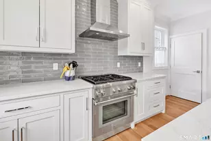 888 Oldfield Road, Fairfield, CT 06824 - Photo 8