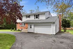 25 Toll Gate Rd, Wethersfield, CT 06109 - Photo 1