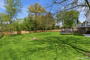 25 Toll Gate Rd, Wethersfield, CT 06109 - Photo 32