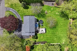 25 Toll Gate Rd, Wethersfield, CT 06109 - Photo 34