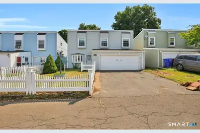 63 Braeburn Lane, Middletown, CT 06457 - Photo 1