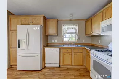 37 Pond Way, Windham, CT 06256 - Photo 12