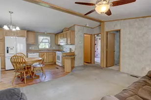 37 Pond Way, Windham, CT 06256 - Photo 8
