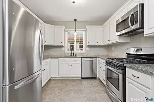 14 Rockhaven Dr, Glastonbury, CT 06033 - Photo 4