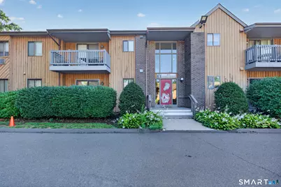 14 Riverview Drive #14, Bridgeport, CT 06604 - Photo 2