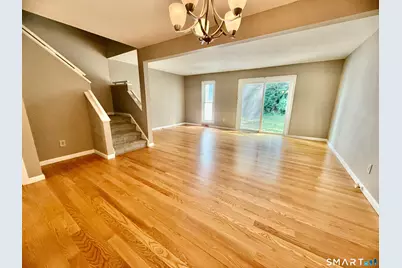 562 Oak Avenue #562, Cheshire, CT 06410 - Photo 4