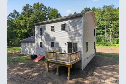 1033 Old Colchester Road, Montville, CT 06370 - Photo 4