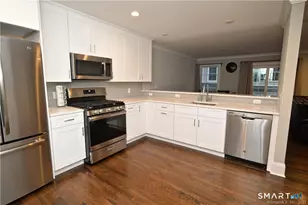115-71 Colonial Rd, Stamford, CT 06902 - Photo 6