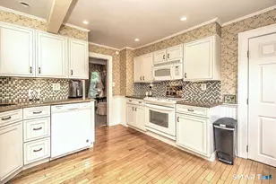 6 Harborside Dr, Milford, CT 06460 - Photo 16