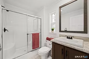 104 B St, Groton, CT 06340 - Photo 6