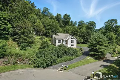 11 Squantz View Drive, New Fairfield, CT 06812 - Photo 2