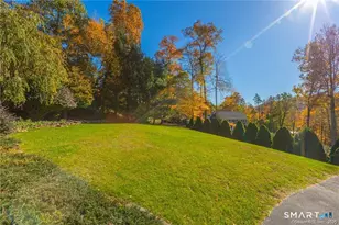 11 Squantz View Dr, New Fairfield, CT 06812 - Photo 16