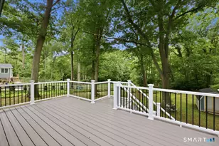 445 Lincoln Dr, Cheshire, CT 06410 - Photo 8