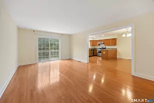 33 Allison Way, East Haven, CT 06512 - Photo 2