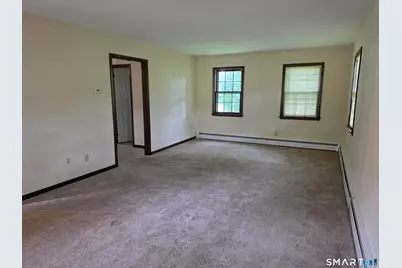 8 Squire Lane, Shelton, CT 06484 - Photo 10