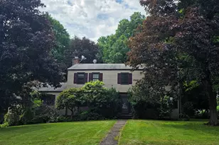 8 Squire Ln, Shelton, CT 06484 - Photo 2