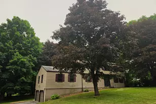 8 Squire Ln, Shelton, CT 06484 - Photo 4