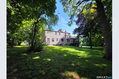 8 Squire Lane, Shelton, CT 06484 - Photo 2