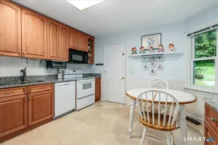 55 Sullivan Farm, New Milford, CT 06776 - Photo 6