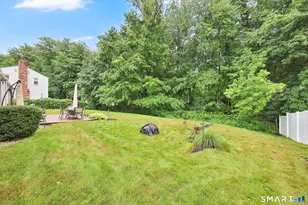 10 Pilgrim Cir, Enfield, CT 06082 - Photo 8