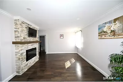 31 Carriage Drive #31, Milford, CT 06460 - Photo 6