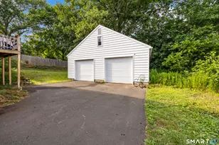 125 Stevens Ln, Middletown, CT 06457 - Photo 18