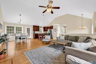 122 Uconn Dr, Burlington, CT 06013 - Photo 8