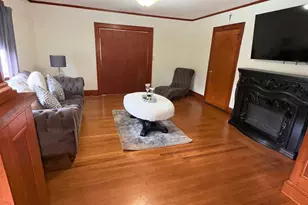 229 Linnmoore St, Hartford, CT 06106 - Photo 4
