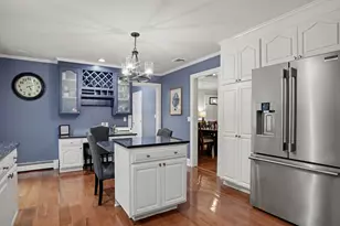 255 Tanglewood Cir, Milford, CT 06461 - Photo 14