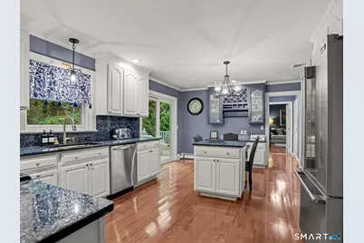 255 Tanglewood Circle, Milford, CT 06461 - Photo 12