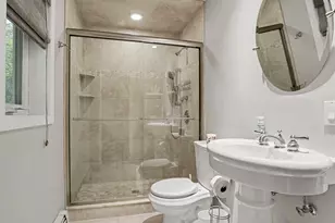 255 Tanglewood Cir, Milford, CT 06461 - Photo 24