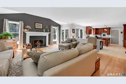 107 Robin Drive, Canton, CT 06019 - Photo 10