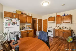 110 Gold St, New Britain, CT 06053 - Photo 4