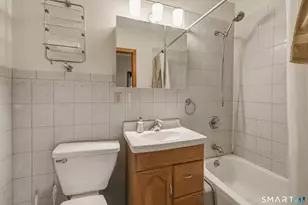 110 Gold St, New Britain, CT 06053 - Photo 10