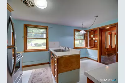 373 Broadway, Hamden, CT 06518 - Photo 12