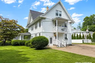 6368 Main St, Trumbull, CT 06611 - Photo 2