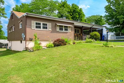 53 Hilltop Drive, Manchester, CT 06042 - Photo 2