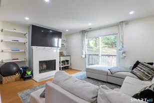 25 Padanaram Rd, Danbury, CT 06811 - Photo 4