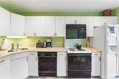 320 Strawberry Hill Avenue #46, Stamford, CT 06902 - Photo 12