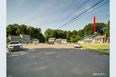 34 Roberta Road, North Haven, CT 06473 - Photo 36